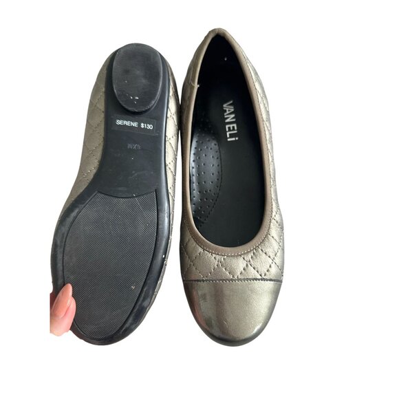 VAN ELI Serene Silver Quilted Leather Ballet Flats Size 6.5 - Picture 4 of 7
